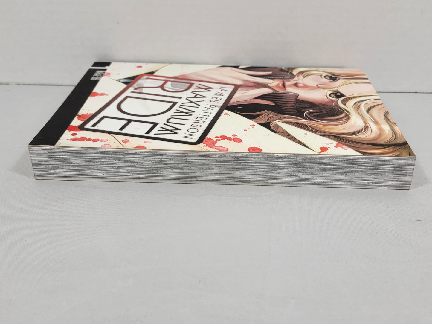 Maximum Ride: The Manga, Vol. 1