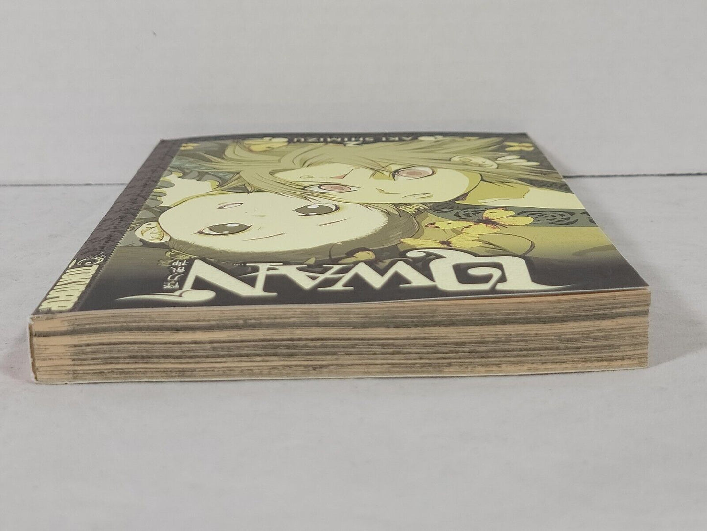 QWAN #2 by Aki Shimizu ( 2005, English, Graphic Novel, Tokyopop, Paperback)