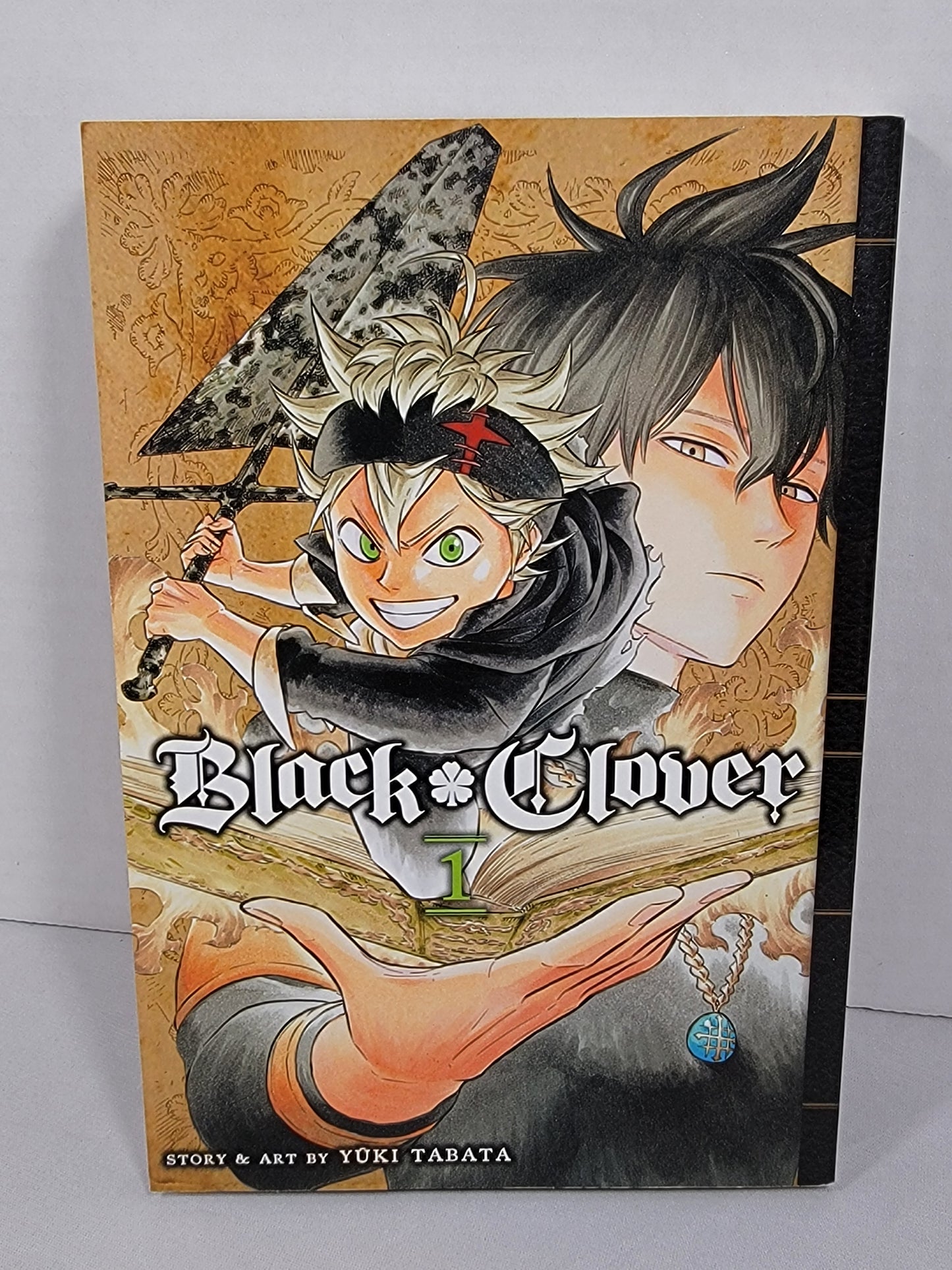 Black Clover 1