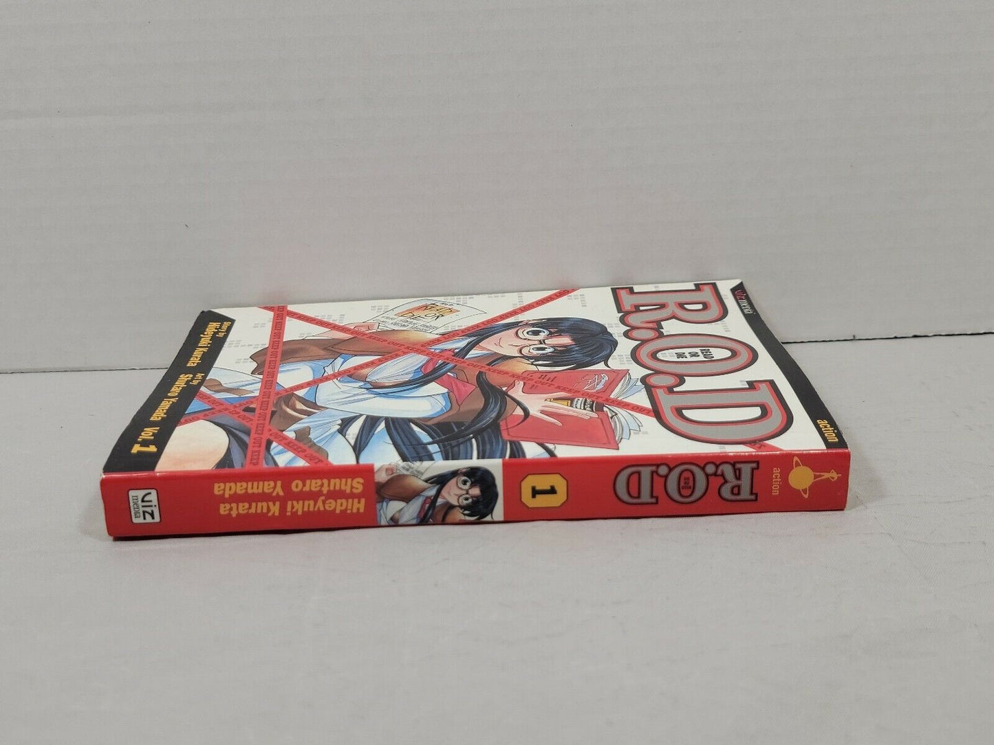 Read or Die, Vol. 1 by Shutaro Yamada (2006, Viz Media, English,Trade Paperback)