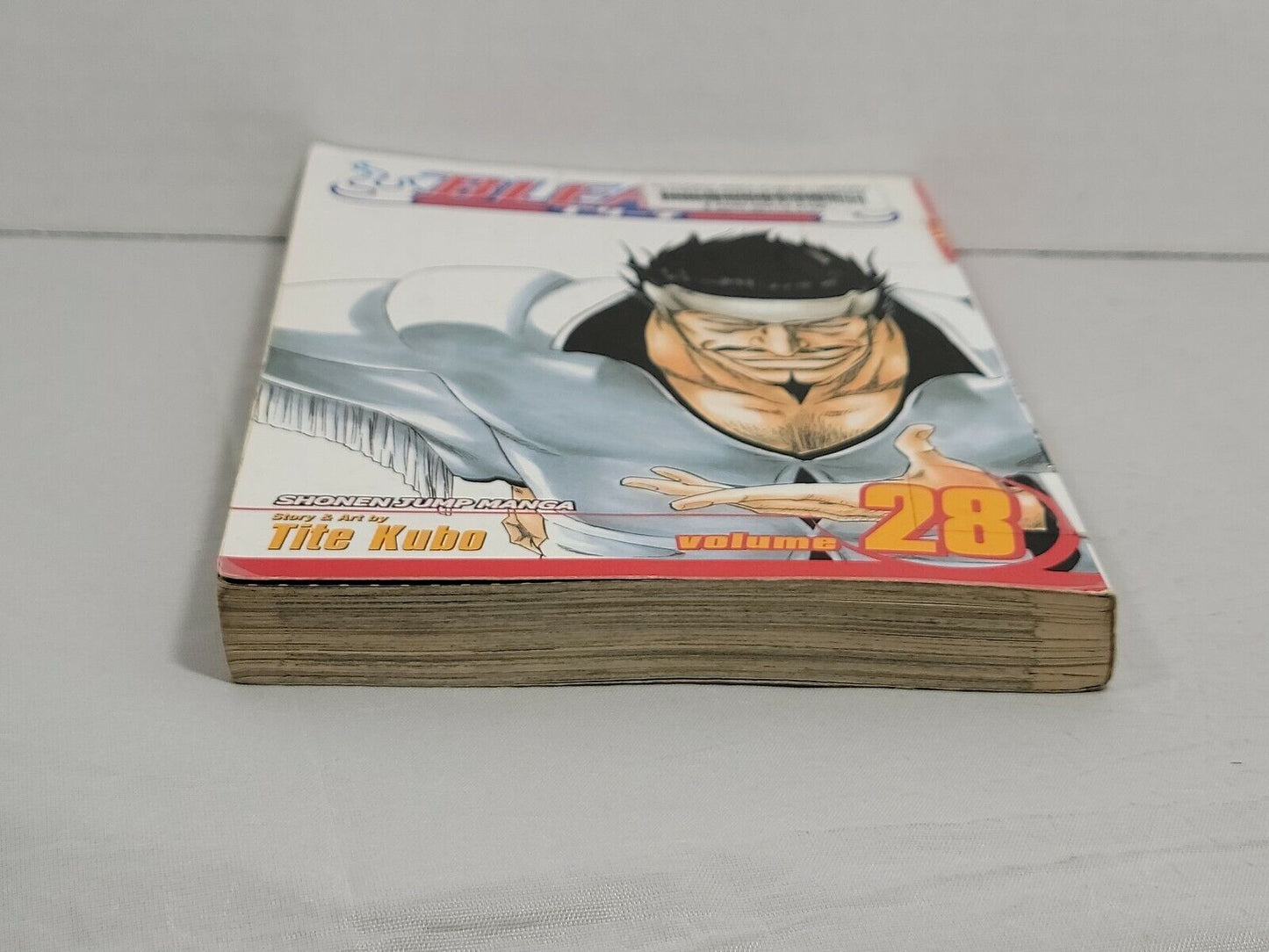 Bleach #28 by Tite Kubo Ex-Library copy