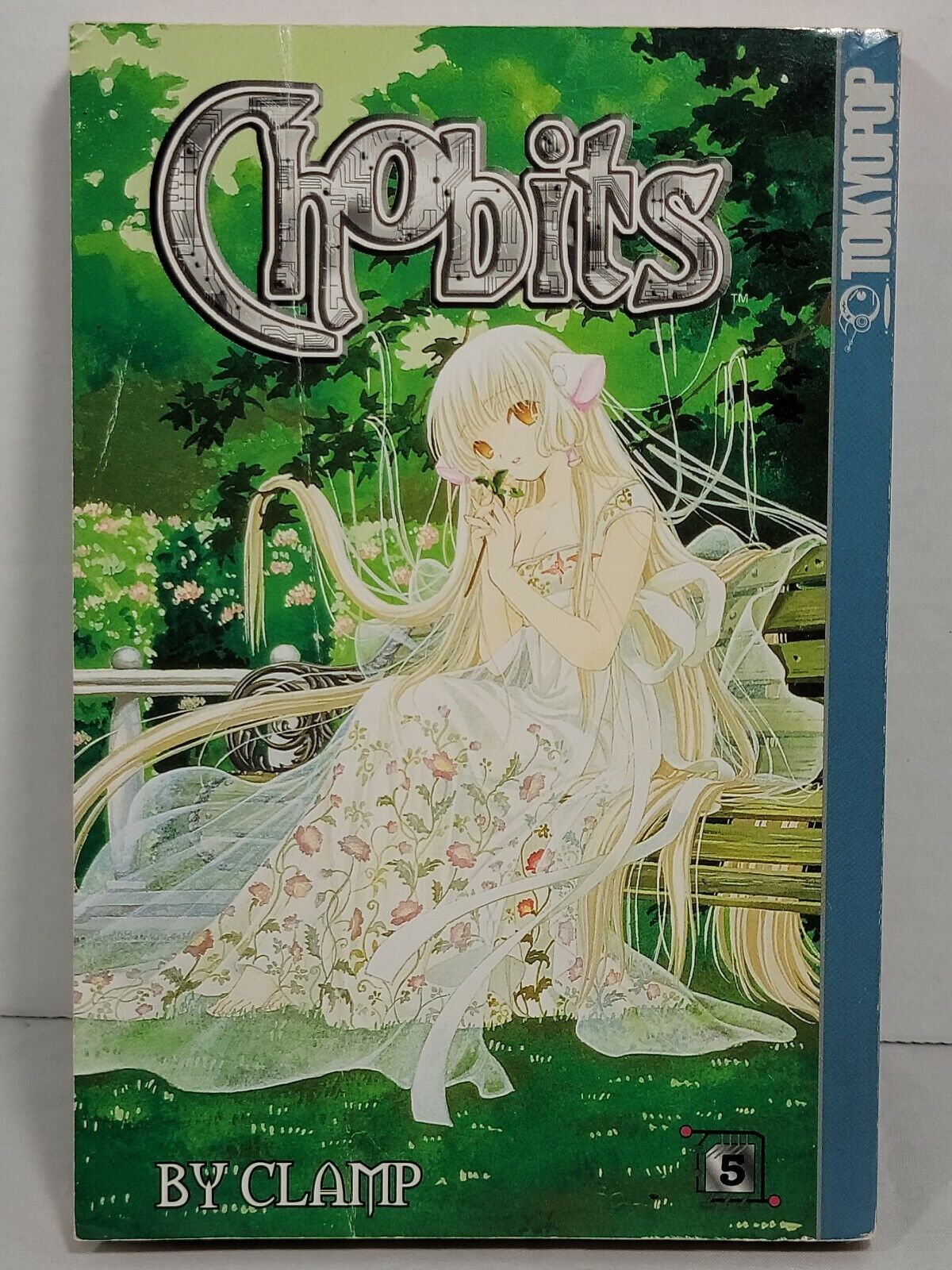 Chobits #5  by Clamp