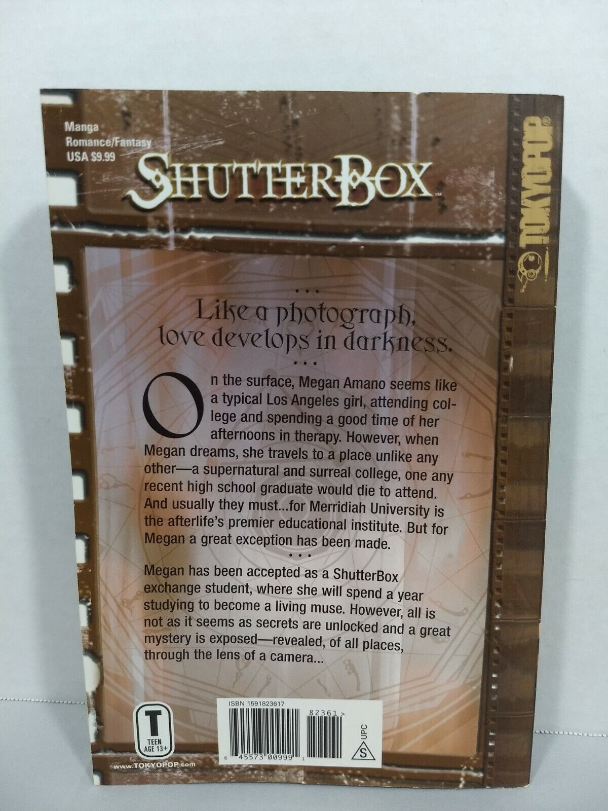 ShutterBox! Vol. 1 by Rikki Simons and Tavisha Wolfgarth-Simons(Tokyopop)