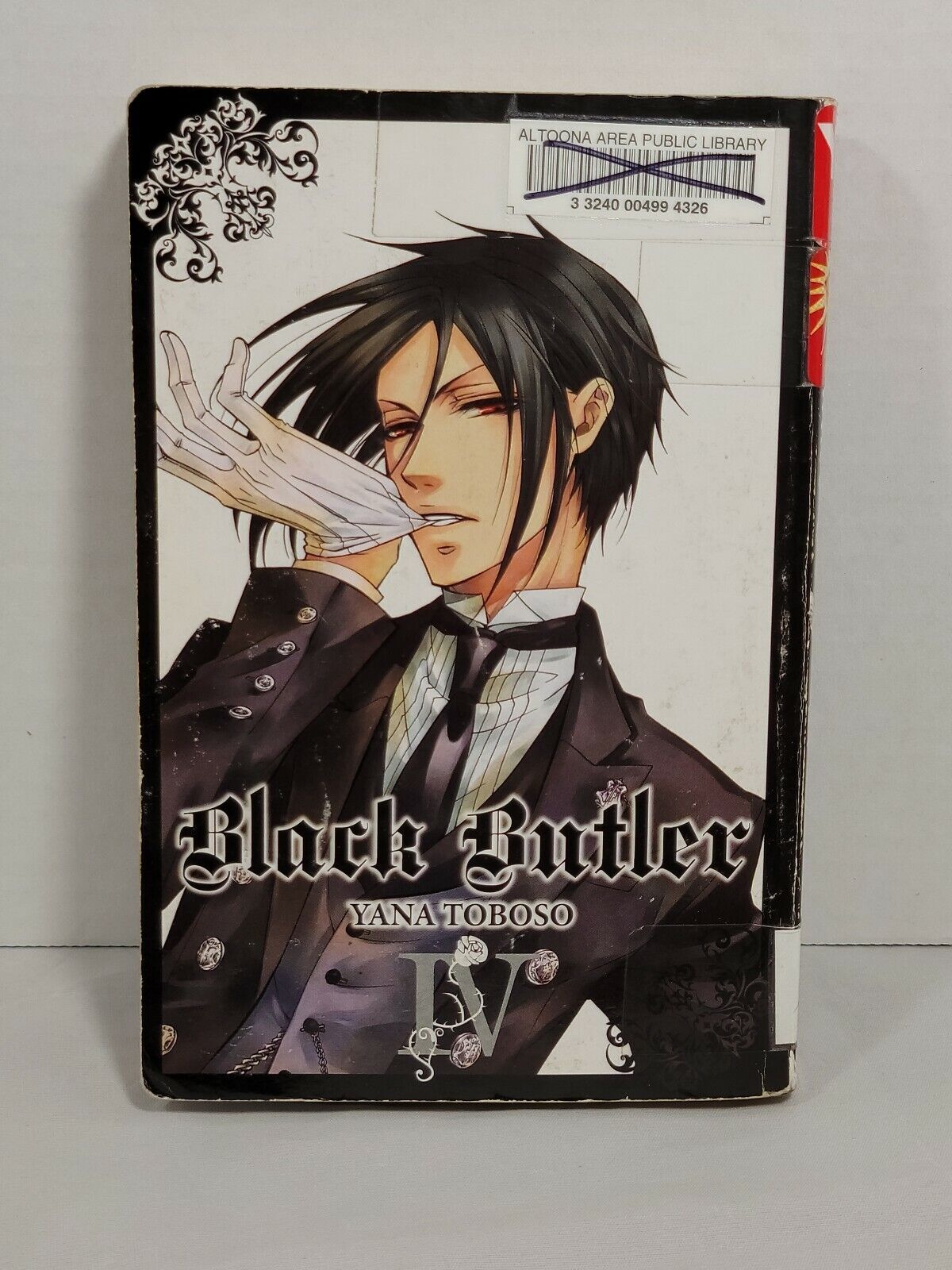 Black Butler #4 by Yana Toboso Ex-library copy