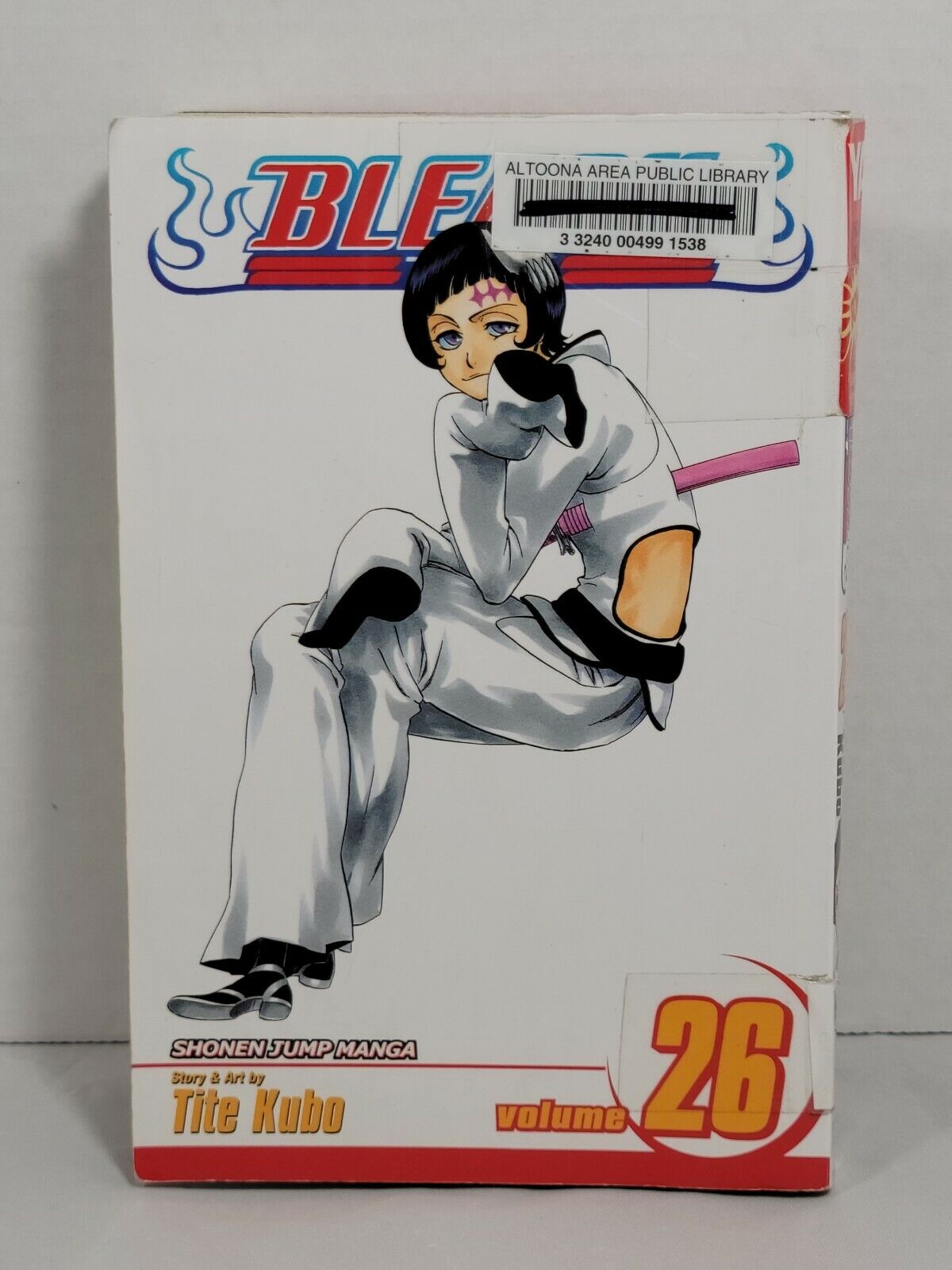 Bleach #26 by Tite Kubo Ex-Library copy