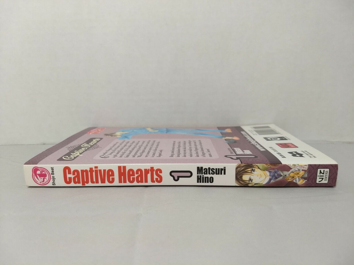 Captive Hearts #1 by Matsuri Hino