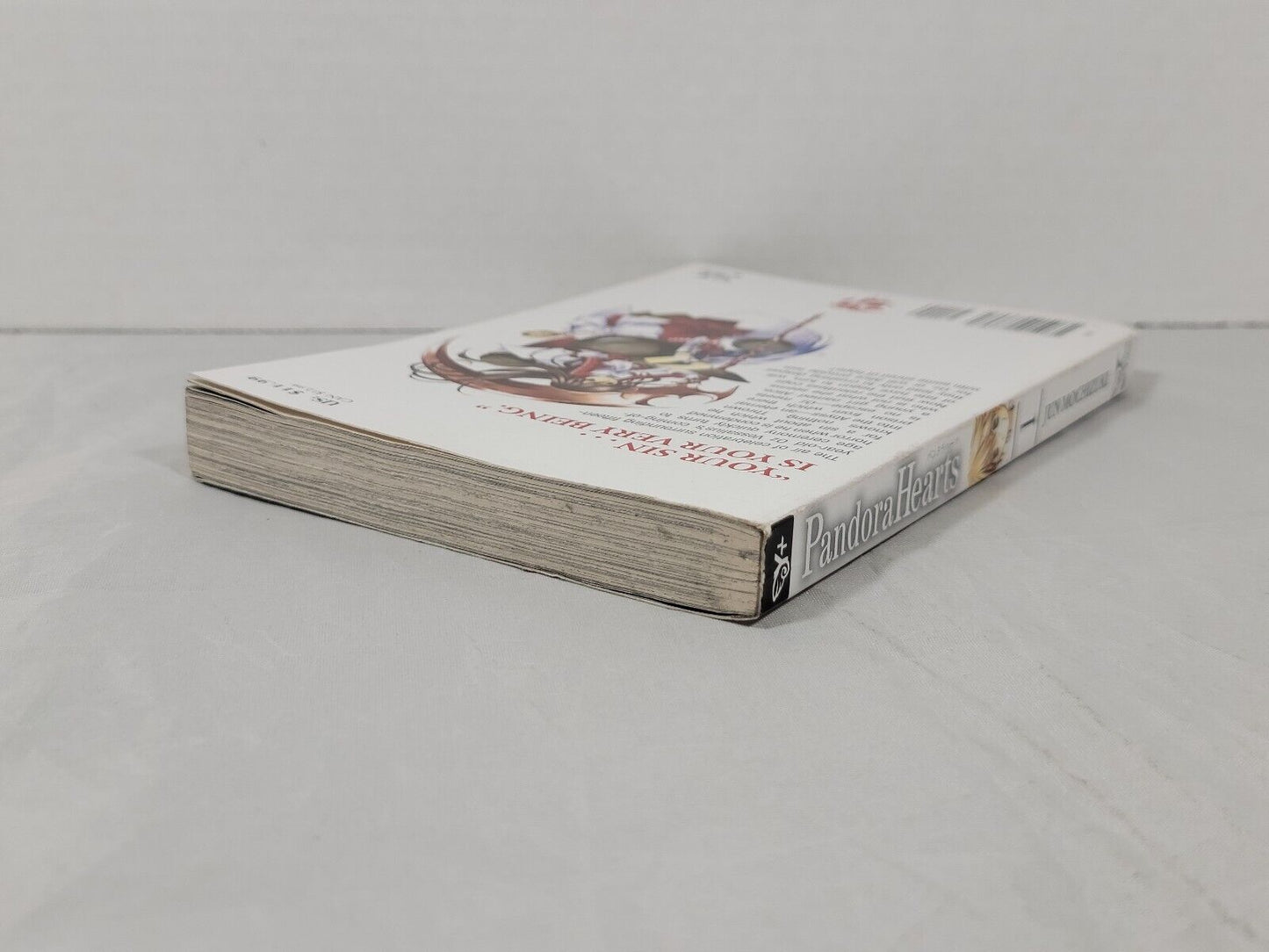 Pandora Hearts, #1 by Jun Mochizuki (Yen Press, English, Softcover, Modern Age)