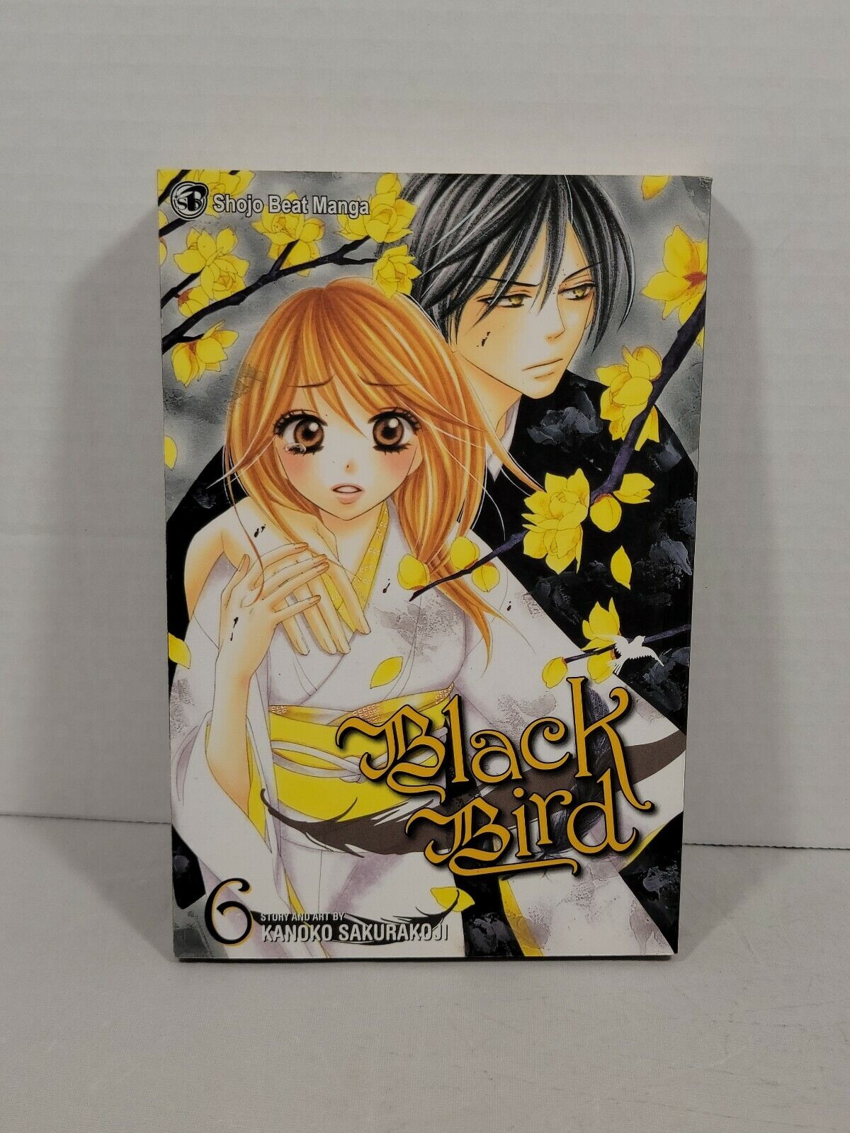 Black Bird #6 by Kanoko Sakurakouji