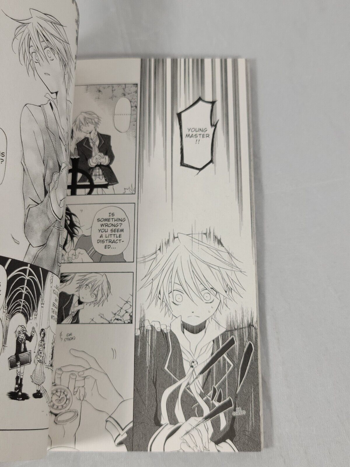 Pandora Hearts, #1 by Jun Mochizuki (Yen Press, English, Softcover, Modern Age)