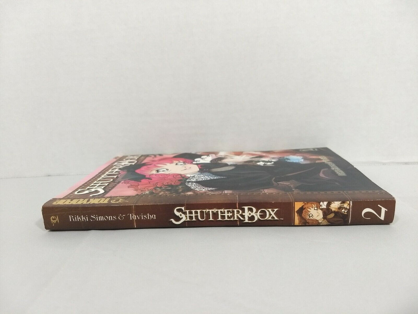 ShutterBox! Vol. 2 by Rikki Simons and Tavisha Wolfgarth-Simons(Tokyopop)