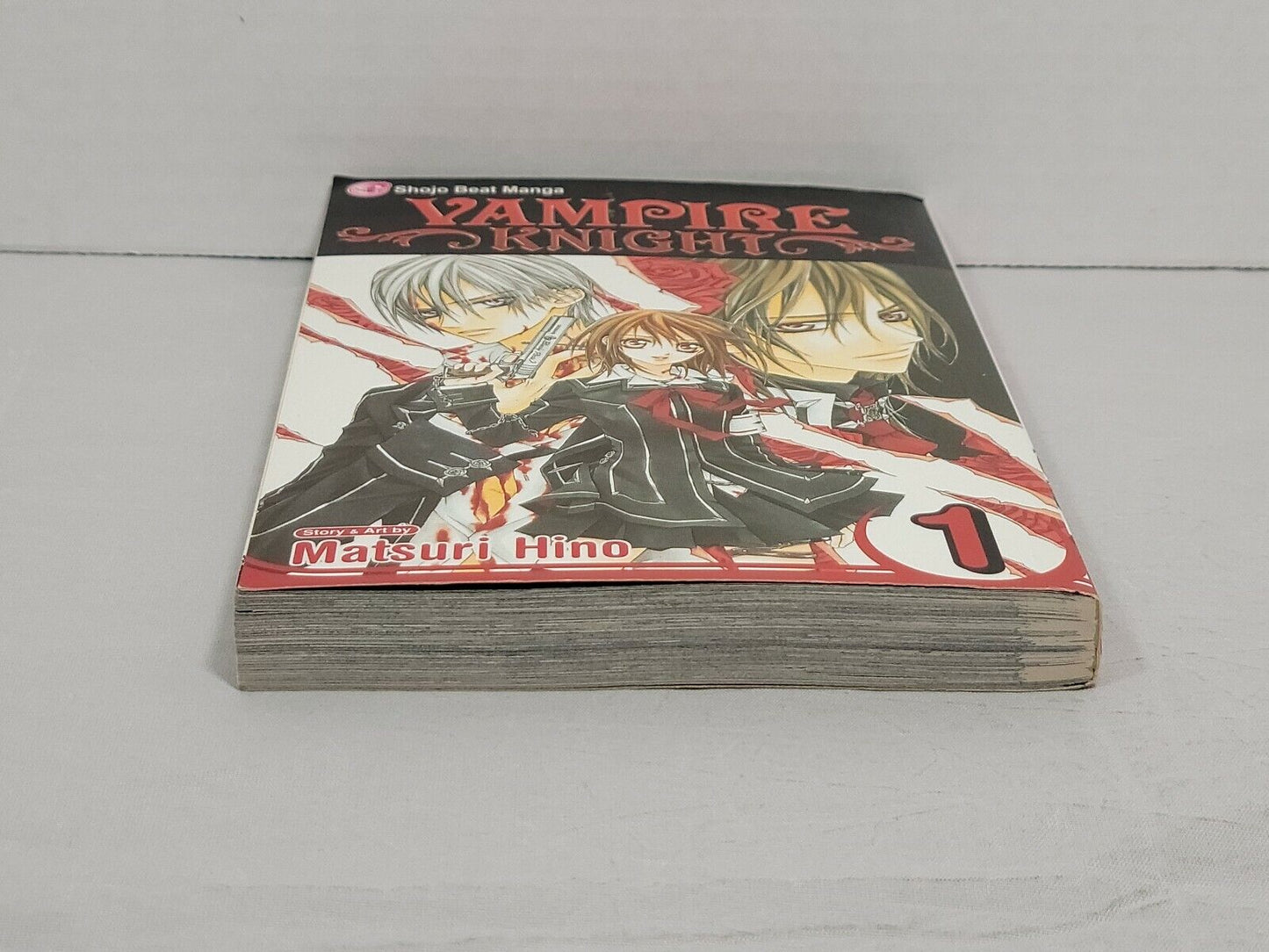 Vampire Knight, Vol. 1 by Matsuri Hino (Viz Media, English, Trade Paperback)