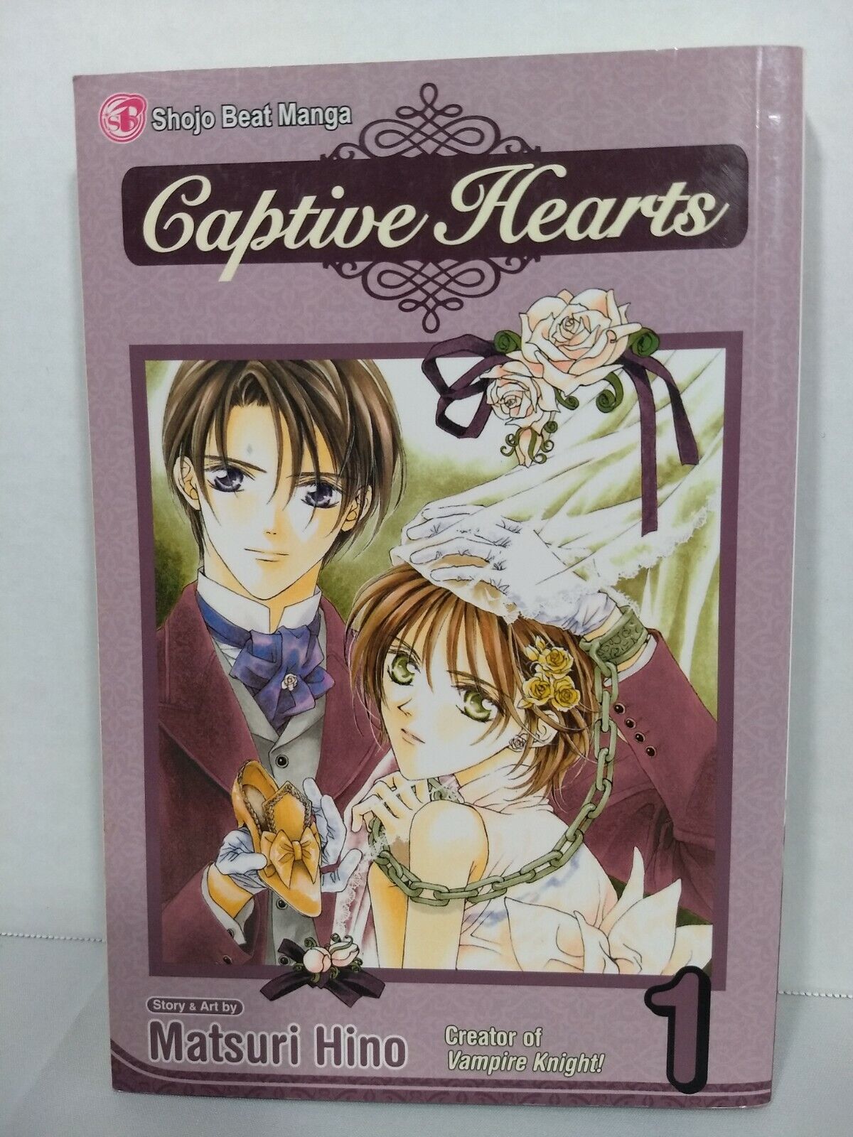 Captive Hearts #1 by Matsuri Hino