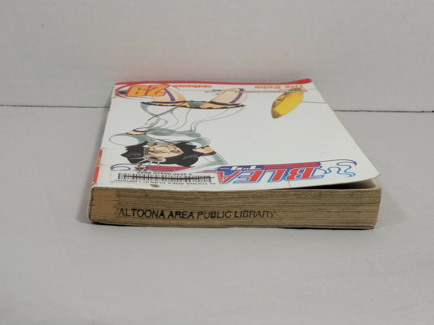 Bleach #29 by Tite Kubo Ex-Library copy