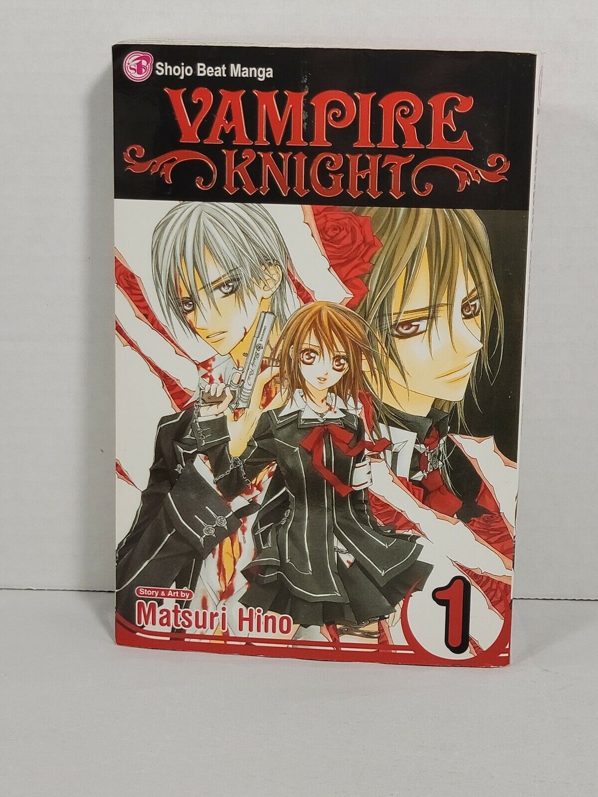 Vampire Knight, Vol. 1 by Matsuri Hino (Viz Media, English, Trade Paperback)